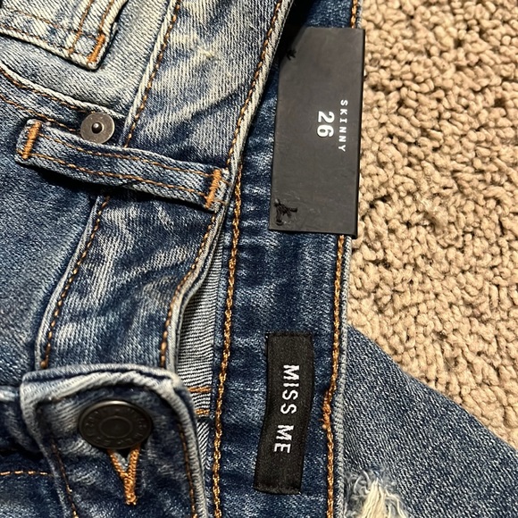 Miss Me Destructive Skinny Jeans size 26 - Picture 4 of 4